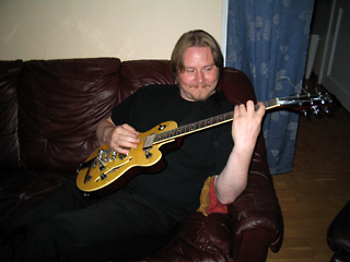 gitarrspelande herr m