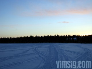 solnedgång över sjön