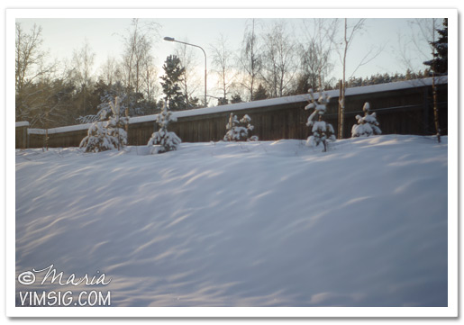 det är snöigt och fint ute det är snöigt och fint ute